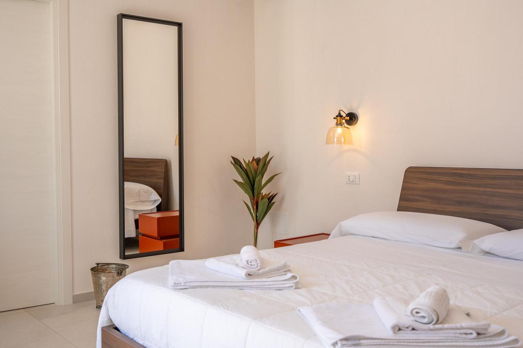 Murieri Rooms Otranto Exterior photo