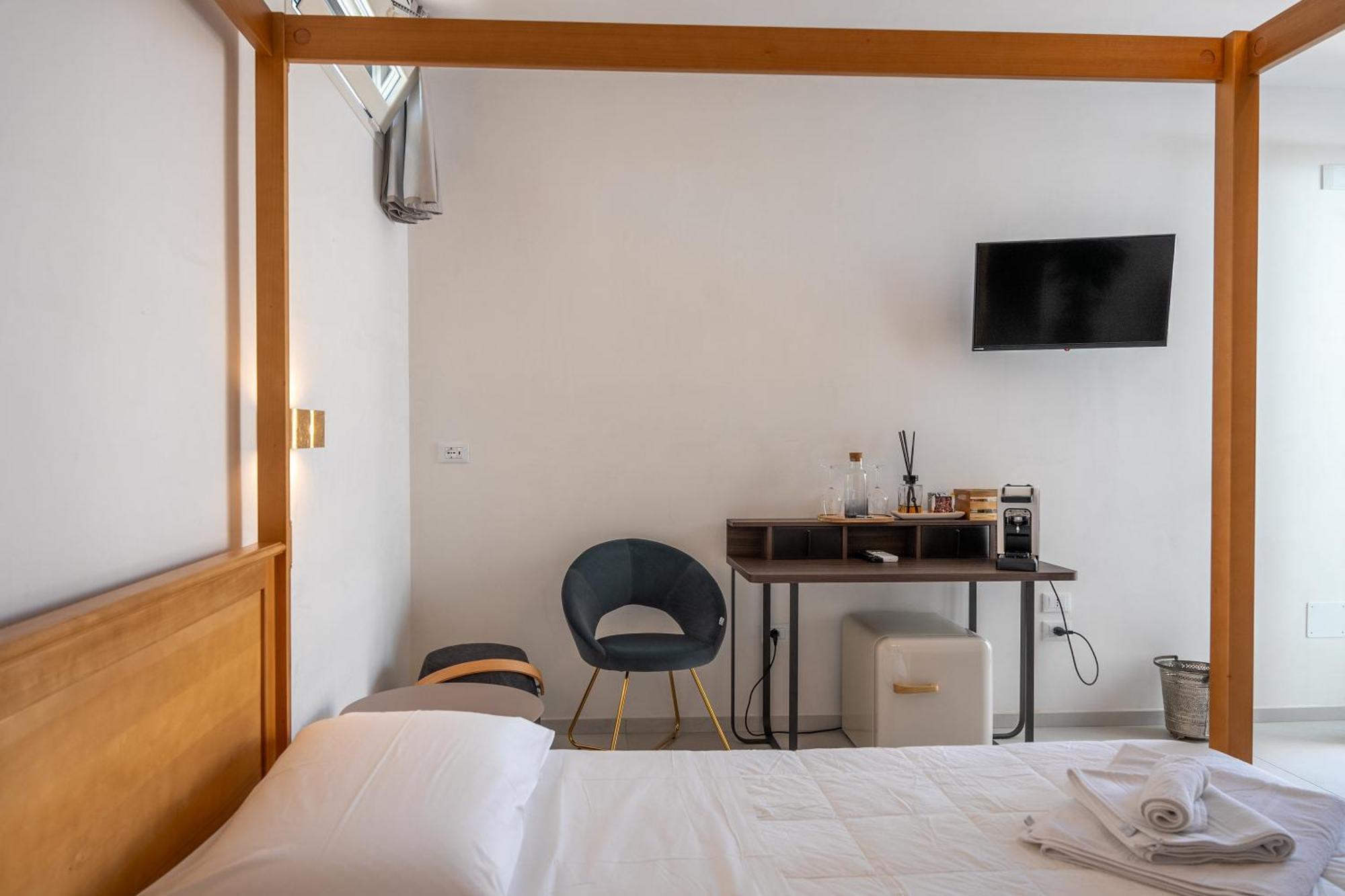 Murieri Rooms Otranto Exterior photo