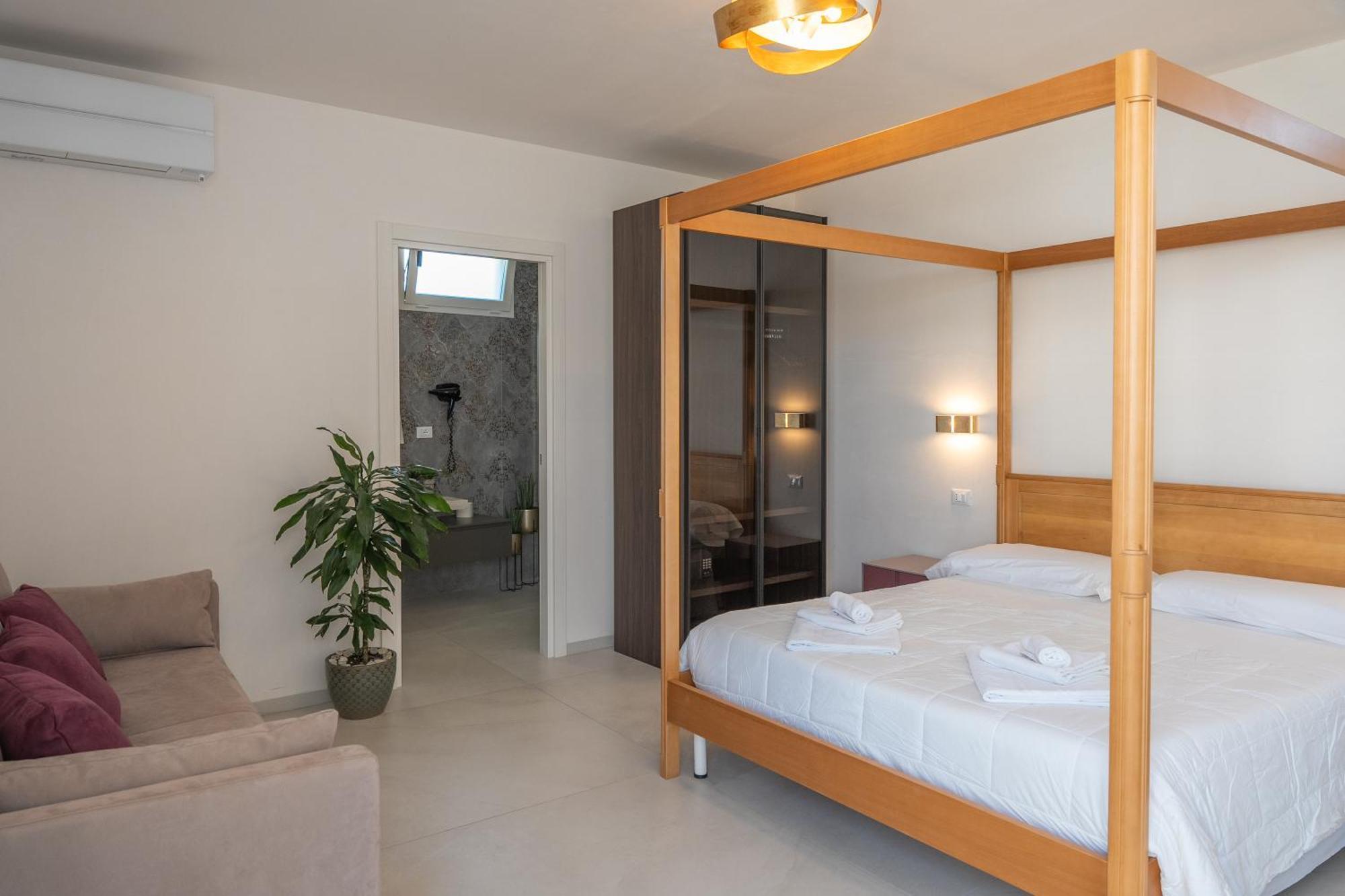 Murieri Rooms Otranto Exterior photo
